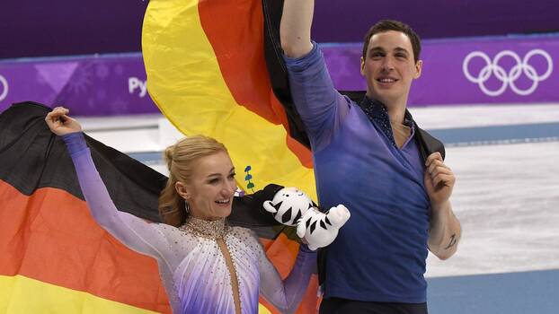 Olympisches Gold  im Paalauf für Aljona Savchenko und Bruno Massot in Pyeongchang, 15.2.2018