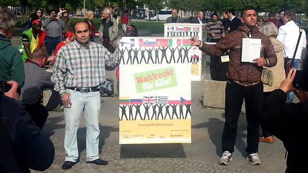 «Wahlrecht für Alle» - Demo vor dem Bundestag 2013